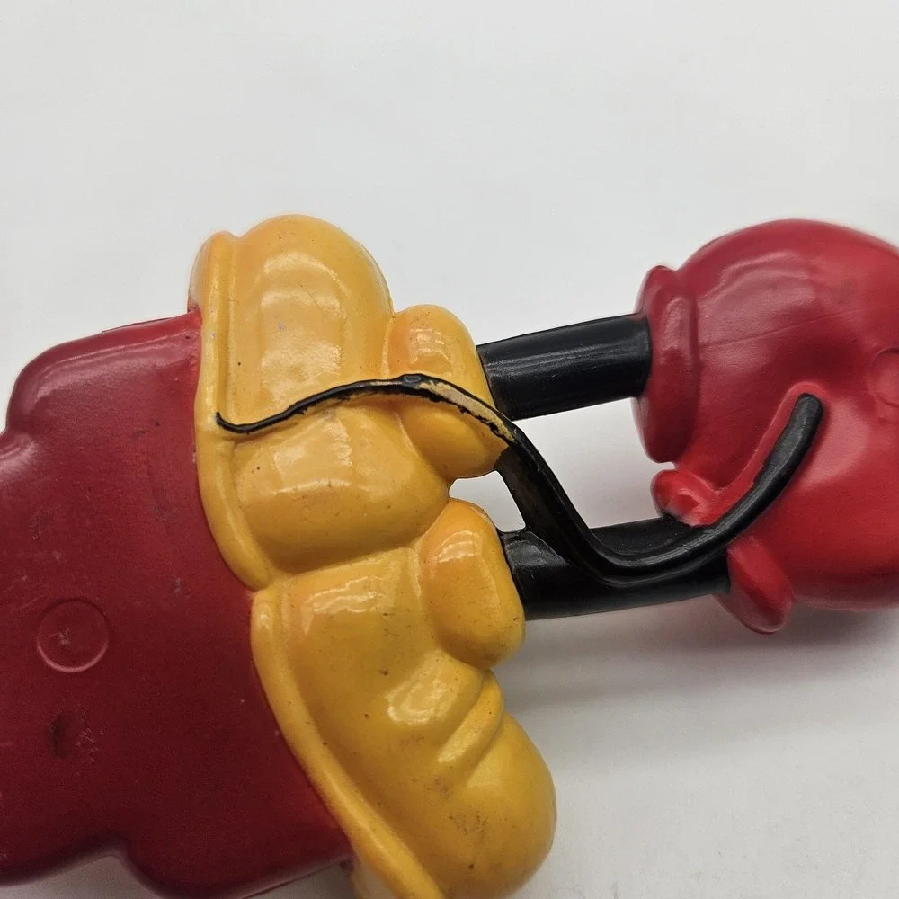 Vintage Walt Disney World Mickey Mouse Back Scratcher Souvenir‎ Plastic Taiwan
